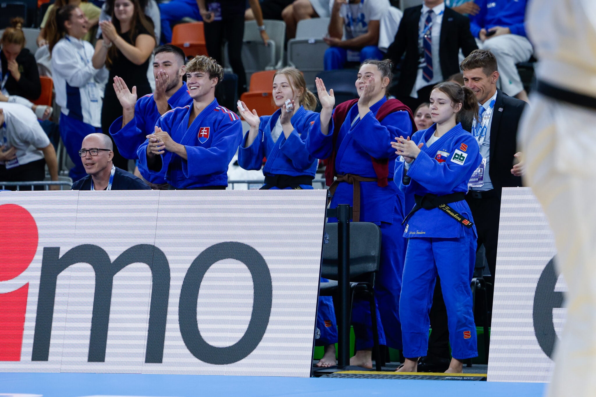 Historic Debut for Team Slovakia in Mixed Team Event at Junior Europeans 2025